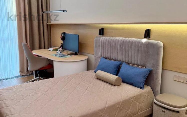 4-бөлмелі пәтер · 150 м² · 3/3 қабат, Микрорайон Мирас 115, бағасы: 520 млн ₸ в Алматы, Бостандыкский р-н — фото 9