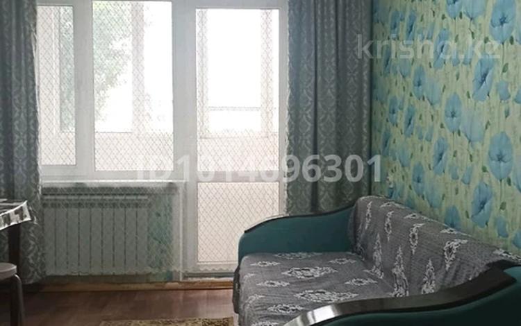 1-комнатная квартира · 32 м² · 3/5 этаж, мкр Тастак-1 3 за 200 000 ₸ в Алматы, Ауэзовский р-н — фото 2