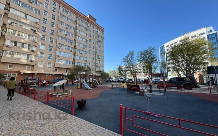 4-бөлмелі пәтер · 188.5 м² · 6/18 қабат, Бактыгерея Кулманова 1Б — Набережная р.Урал, бағасы: 75 млн ₸ в Атырау — фото 21