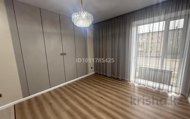 2-бөлмелі пәтер · 45 м² · 2/9 қабат, мкр Юго-Восток, Университетская 18 — Университетская Шахтеров, бағасы: 27 млн ₸ в Караганде, Казыбек би р-н — фото 2