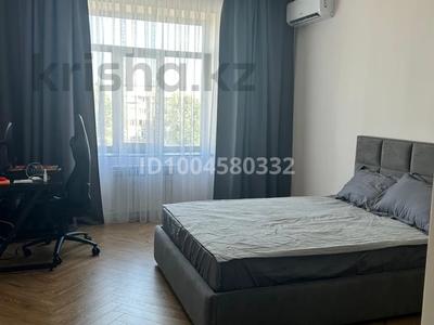 4-комнатная квартира · 140 м² · 8/9 этаж, Академика Сатпаева 306 за 120 млн 〒 в Павлодаре