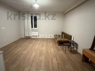 1-комнатная квартира · 30 м² · 2/2 этаж, мкр Думан-1 19 за 130 000 ₸ в Алматы, Медеуский р-н