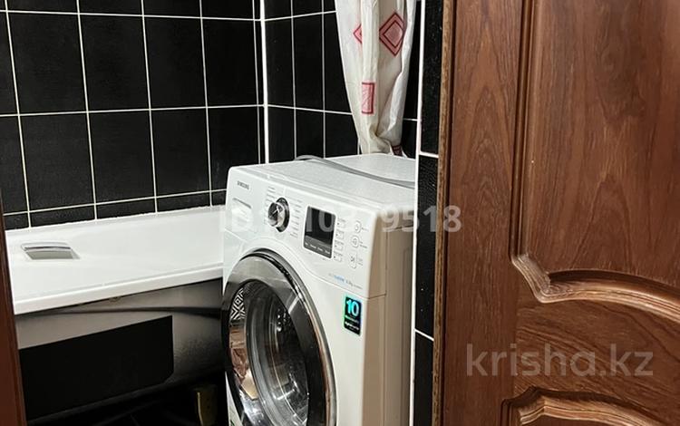 3-комнатная квартира · 69 м² · 3/9 этаж, Абылхаир хана 58 — Рядом 21,27 школы. за 160 000 ₸ в Актобе — фото 2