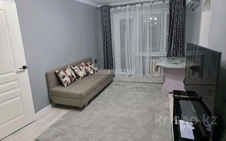 2-комнатная квартира · 41 м² · 4/4 этаж, проспект Абая 44 за 12 000 〒 в  — фото 6