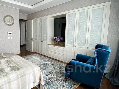 Продажа квартир в Астане: 5-комнатная квартира · 202 м², Байтурсынова 9 за 220 млн 〒 5-комнатная квартира · 202 м², Байтурсынова 9 за 220 млн 〒 в Астане