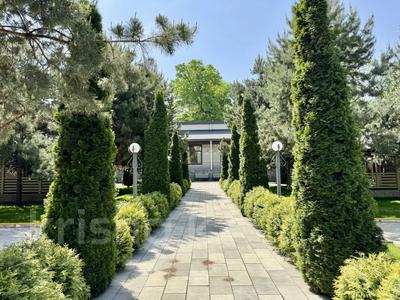 Свободное назначение, офисы, магазины и бутики, общепит, салоны красоты, сельское хозяйство, медцентры и аптеки, образование, развлечения · 1000 м² за 1 млрд 〒 в Алматы, Бостандыкский р-н