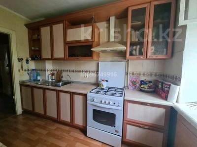 3-бөлмелі пәтер · 64 м² · 3/5 қабат, Сазда-1, Абулхаир-хана 84 — Возле магазина "Анвар", бағасы: 25 млн 〒 в Актобе