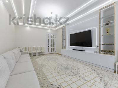 4-комнатная квартира · 158.7 м² · 12/12 этаж, Кабанбай батыр 56 за 215 млн 〒 в Астане