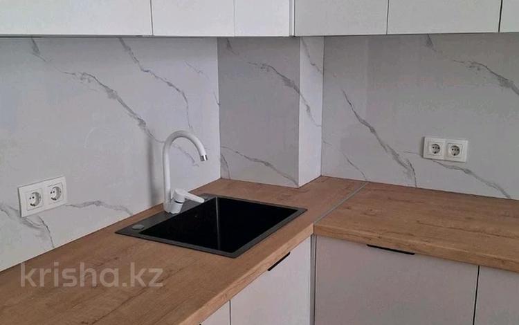 2-комнатная квартира · 45 м² · 8/10 этаж, Казыбек би 3/2 за 250 000 ₸ в Астане, Есильский р-н — фото 2