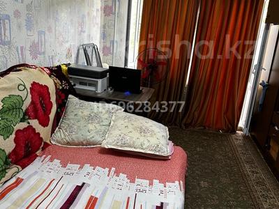 1-комнатная квартира · 30.1 м² · 3/5 этаж, 6мкр 39 за 8 млн 〒 в Жезказгане