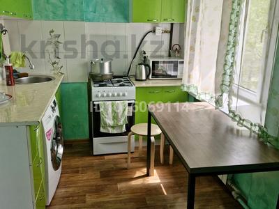 2-комнатная квартира · 56 м² · 3/4 этаж, Абая 12 за 200 000 ₸ в 