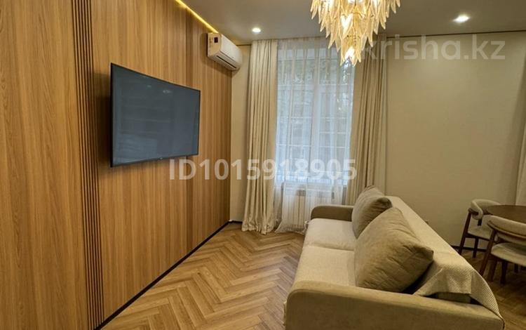 2-комнатная квартира · 52 м² · 2/4 этаж, Желтоксан за 600 000 ₸ в Алматы, Алмалинский р-н — фото 2