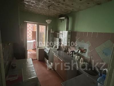 2-бөлмелі пәтер · 60 м² · 2/2 қабат, 4-й микрорайон, 4-й микрорайон 23, бағасы: 140 000 ₸ в Шымкенте, Туран р-н