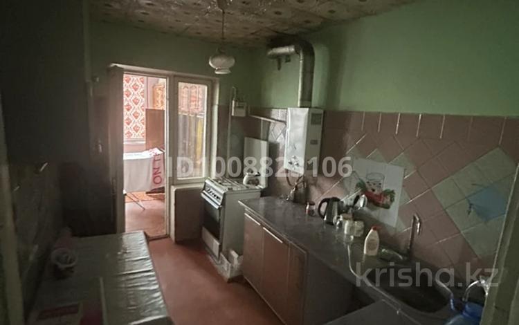 2-бөлмелі пәтер · 60 м² · 2/2 қабат, 4-й микрорайон, 4-й микрорайон 23, бағасы: 140 000 ₸ в Шымкенте, Туран р-н — фото 2