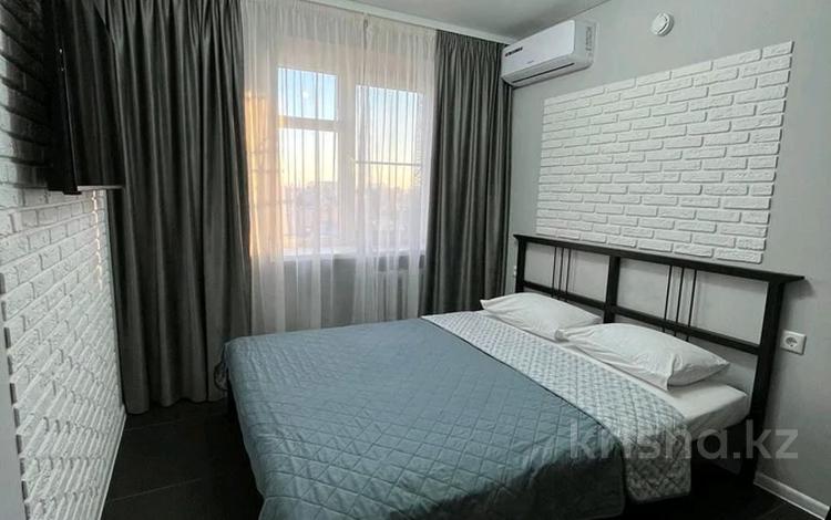 1-комнатная квартира · 67 м² · 12/12 этаж, Сатпаева 90/43 за 15 000 〒 в Алматы, Бостандыкский р-н — фото 2