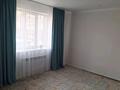 2-бөлмелі пәтер · 61.4 м² · 2/10 қабат, мкр Жулдыз, Самал 82 — Коняхина, бағасы: 27 млн ₸ в Уральске — фото 9