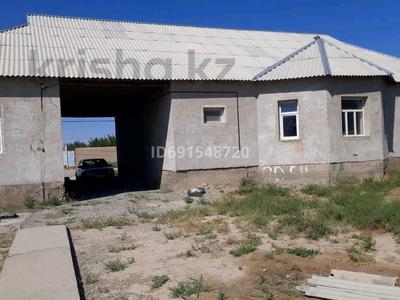 Отдельный дом • 6 комнат • 262 м² • 10 сот., Алмалы 136 за 25 млн 〒 в Туркестане