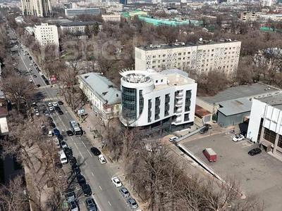 Свободное назначение, офисы, магазины и бутики, салоны красоты, бани, гостиницы и зоны отдыха, медцентры и аптеки, образование, развлечения · 3000 м² за 6 млрд ₸ в Алматы, Медеуский р-н
