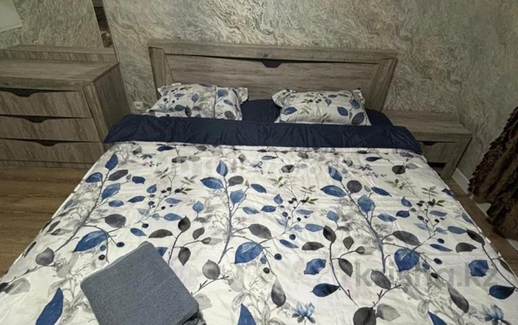 2-комнатная квартира · 76 м² · 3/3 этаж, Батырбекова — Халык супермаркет за 15 000 〒 в Туркестане — фото 2