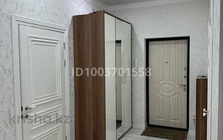 3-комнатная квартира · 100 м² · 1/5 этаж, мкр. Алтын орда 49 — Рядом школа Смарт Билим за 39.5 млн ₸ в Актобе — фото 2