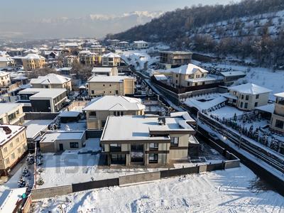 Отдельный дом · 7 комнат · 800 м² · 12 сот., мкр Горный Гигант, Машхур жусупа 22 за 1.3 млрд 〒 в Алматы, Медеуский р-н