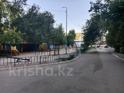 3-бөлмелі пәтер · 64 м² · 2/9 қабат, мкр 11 32 — Напротив кафе "Чайхана" бывший 100 дом, бағасы: 25.5 млн 〒 в Актобе