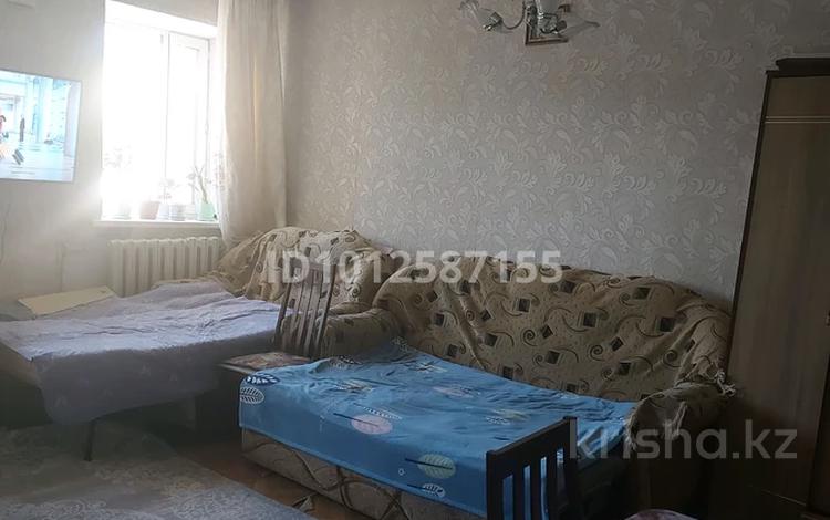 1-бөлмелі пәтер · 33 м² · 1/2 қабат, Кожкомбинат 13 А, бағасы: 7 млн ₸ в Семее — фото 2