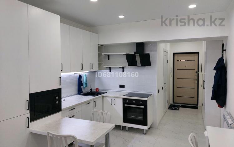 2-комнатная квартира · 42 м² · 9/12 этаж, Тулебаева 49/1 за 380 000 ₸ в Алматы, Медеуский р-н — фото 7
