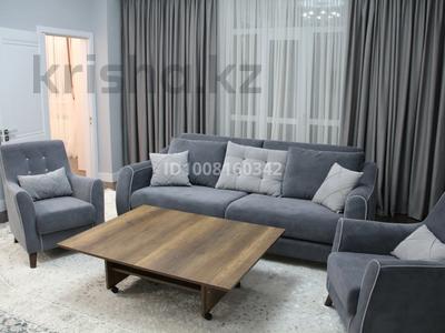 2-бөлмелі пәтер · 60 м² · 5/13 қабат, 17-й мкр, ​17-й микрорайон 10, бағасы: 450 000 〒 в Актау