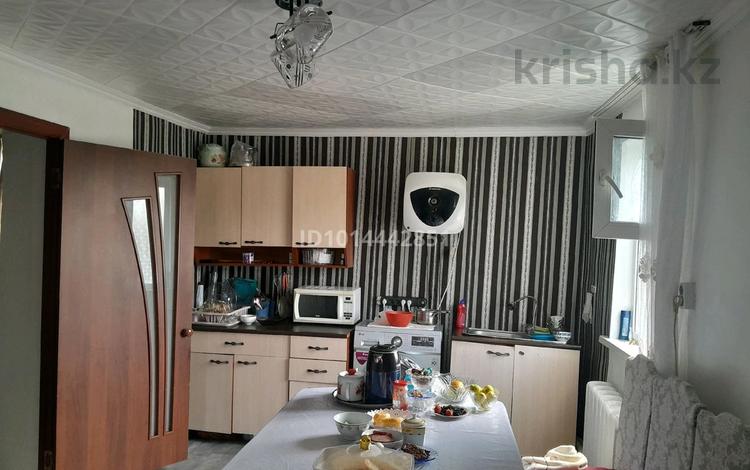 Жеке үй · 4 бөлме · 125 м² · 6 жүзд., Бобровка, бағасы: 8 млн ₸ в Семее — фото 2