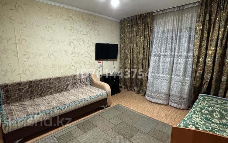 1-комнатная квартира · 50 м² · 1/5 этаж, мкр Кулагер, Ратушного за 200 000 ₸ в Алматы, Жетысуский р-н — фото 2