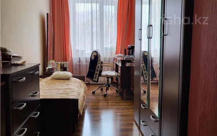 3-комнатная квартира · 55 м² · 3/5 этаж, мкр Новый Город, пр. Н.Назарбаева за 23 млн ₸ в Караганде, Казыбек би р-н — фото 6