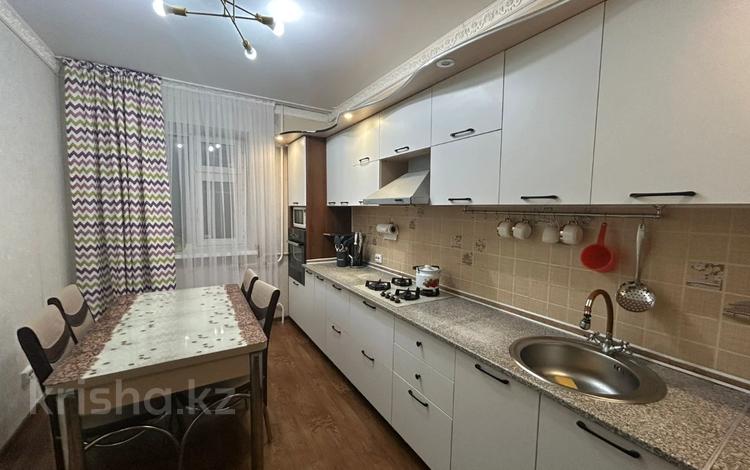 2-бөлмелі пәтер · 57.5 м² · 1/5 қабат, Алтын орда ш/а., Санкибай батыра, бағасы: 22.5 млн ₸ в Актобе, мкр. Алтын орда — фото 2