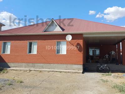 Отдельный дом · 5 комнат · 205 м² · 8 сот., Адильбая дауытбаева 8 за 35 млн 〒 в 