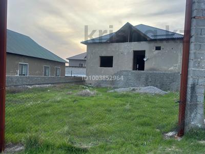 Продажа домов и дачи в Туркестанской обл.: Отдельный дом · 9 комнат · 140 м² · 10 сот., Мөнке би 1020 за 20 млн 〒 Отдельный дом · 9 комнат · 140 м² · 10 сот., Мөнке би 1020 за 20 млн 〒 в Карасу