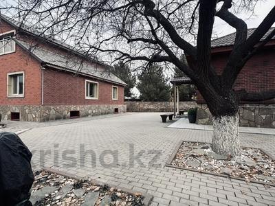 Отдельный дом · 5 комнат · 260 м² · 16.6 сот., мкр Баганашыл, Мкр Баганашыл Тан 118 — Тан за 170 млн 〒 в Алматы, Бостандыкский р-н