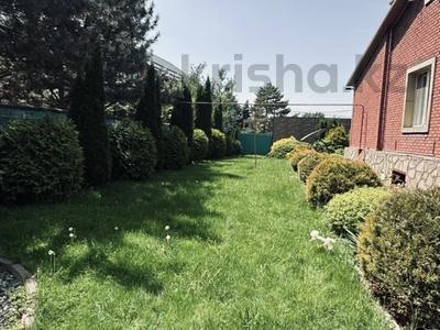 Отдельный дом · 5 комнат · 260 м² · 16.6 сот., мкр Баганашыл, Мкр Баганашыл Тан 118 — Тан за 170 млн 〒 в Алматы, Бостандыкский р-н