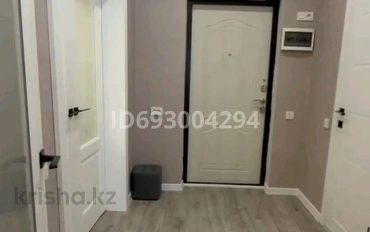 1-бөлмелі пәтер, 40 м², 5/10 қабат ай сайын, Базовая 4/2, бағасы: 160 000 〒 в Усть-Каменогорске — фото 2