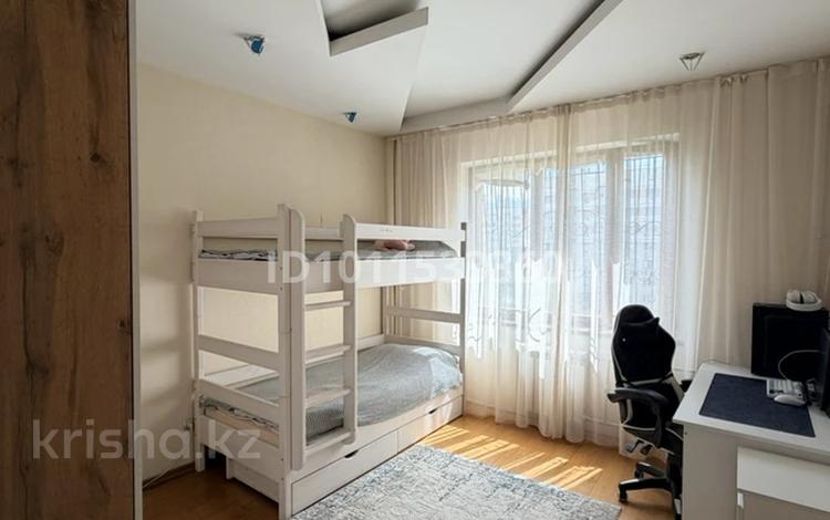 4-комнатная квартира · 100 м² · 7/9 этаж, мкр Таугуль-1 33 за 76 млн ₸ в Алматы, Ауэзовский р-н — фото 2