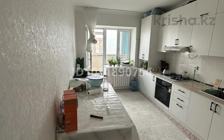 2-бөлмелі пәтер · 60 м² · 8/9 қабат, Нұр сити 4 мкр 15, бағасы: 16.5 млн ₸ в Актобе — фото 2
