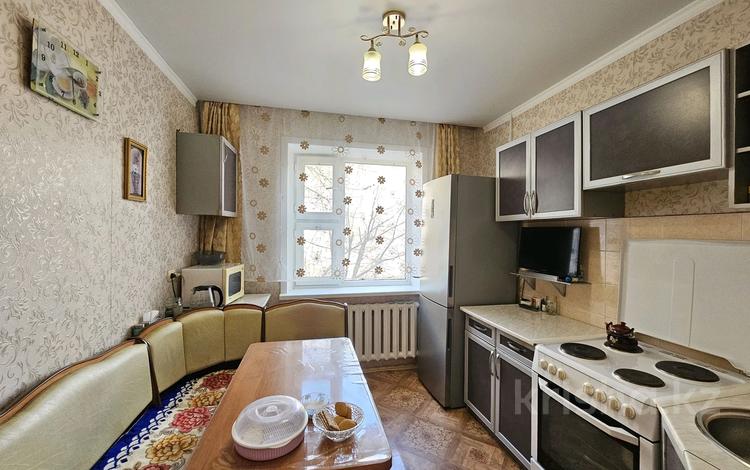 4-бөлмелі пәтер · 84 м² · 3/5 қабат, мкр Юго-Восток, Степной 2 3 — Помощь в ипотеке - Республики, Шахтеров, бағасы: 27.5 млн ₸ в Караганде, Казыбек би р-н — фото 7