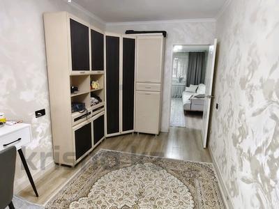3-комнатная квартира · 60 м² · 1/5 этаж, мкр Айнабулак-3 за 42 млн ₸ в Алматы, Жетысуский р-н