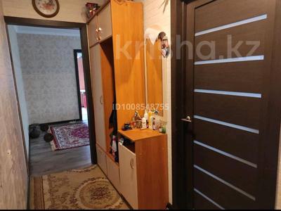 4-бөлмелі пәтер · 62 м² · 4/5 қабат, Майкудук, Майкудук, 17й микрорайон 52, бағасы: 19.9 млн ₸ в Караганде, Алихана Бокейханова р-н