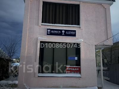 Свободное назначение, офисы, магазины и бутики, склады, общепит, салоны красоты, бани, гостиницы и зоны отдыха, медцентры и аптеки, образование, развлечения · 140 м² за 44.6 млн ₸ в Уральске, мкр Жулдыз