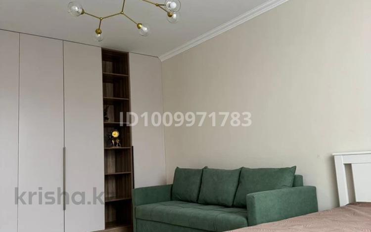 1-комнатная квартира · 45 м² · 7/8 этаж, Фариза Онанарсынова 6 — Фариза Онгарсынова за 250 000 〒 в Астане, Есильский р-н — фото 2