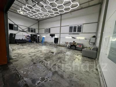 Азс, автосервисы и автомойки · 100 м² за 400 000 ₸ в Алматы, Ауэзовский р-н