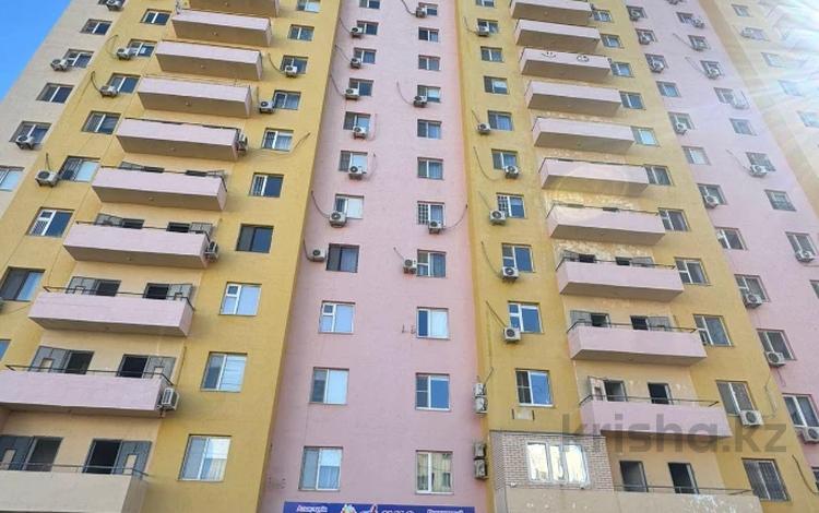1-комнатная квартира · 50 м² · 8/14 этаж, мкр. Алмагуль, Мкр Алмагуль 18 за 13.5 млн ₸ в Атырау — фото 2