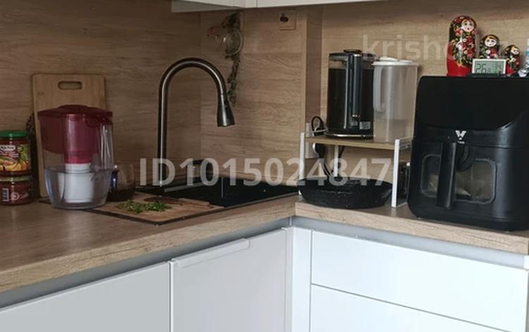 2-бөлмелі пәтер · 50 м² · 3/5 қабат, Минина 42 — Обо больница им Султанова, онко диспансер, бағасы: 23.5 млн ₸ в Павлодаре — фото 2