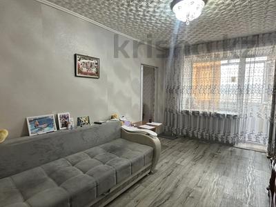 2-бөлмелі пәтер · 49 м² · 4/5 қабат, Абая, бағасы: 10.5 млн ₸ в Шахтинске