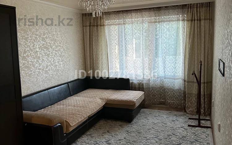 1-комнатная квартира · 36 м² · 3/5 этаж, мкр Казахфильм 24 за 270 000 ₸ в Алматы, Бостандыкский р-н — фото 2
